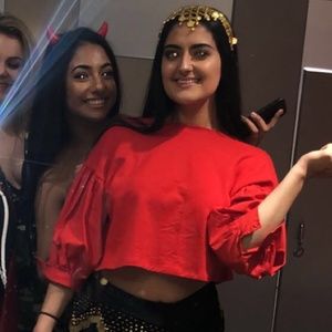 ⭐️⭐️⭐️CROPPED SWEATER